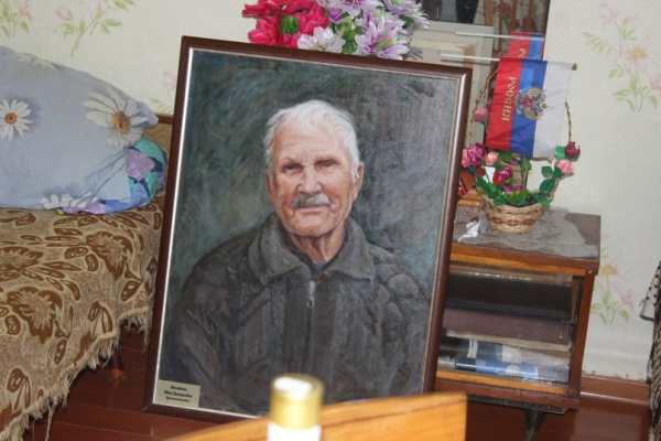 �������