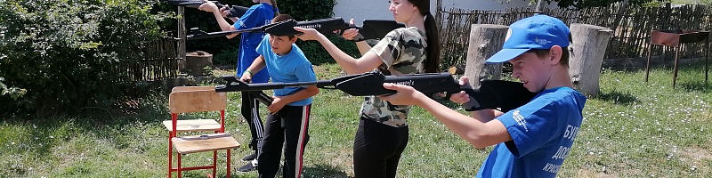 В станице Брюховецкой завершилась первая смена площадки ДОСААФ «Будущий воин» казачьей направленности Новости